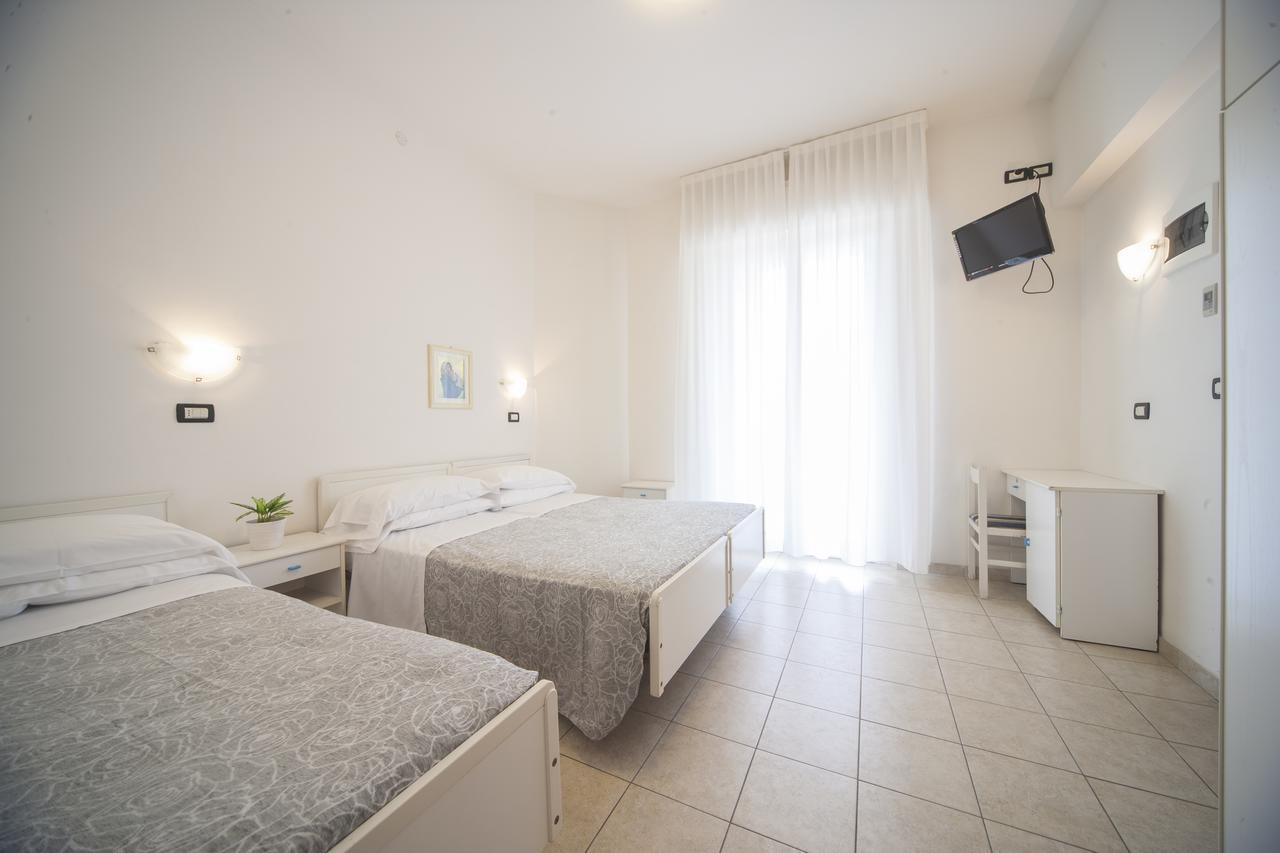 Hotel Aquila Azzurra Rimini Exterior foto