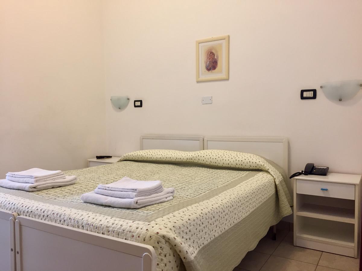 Hotel Aquila Azzurra Rimini Exterior foto