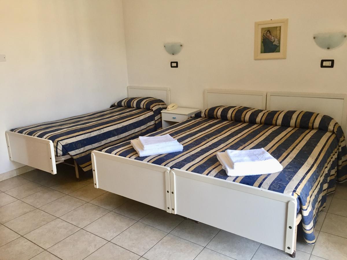 Hotel Aquila Azzurra Rimini Exterior foto