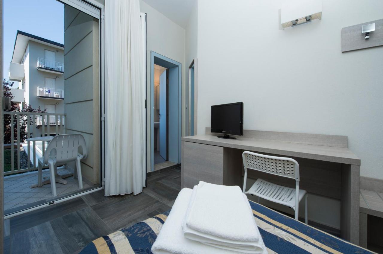 Hotel Aquila Azzurra Rimini Exterior foto